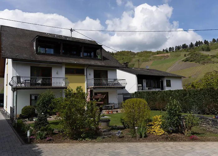 アパート Traumferienwohnung An Der Mosel - Gabi Schoeneberg トラーベン・トラールバッハ