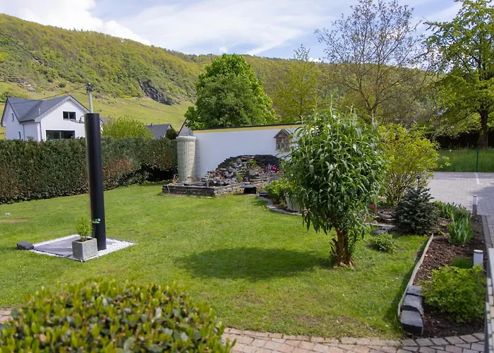 Traumferienwohnung An Der Mosel - Gabi Schoeneberg *